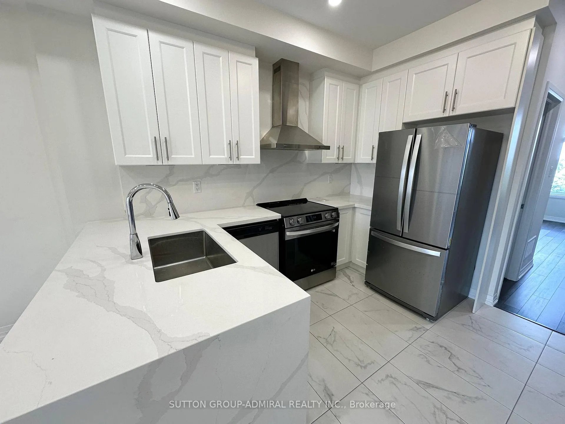 Photo 10 of 11 Saigen Lane, Markham, Cedar Grove — HOMEH