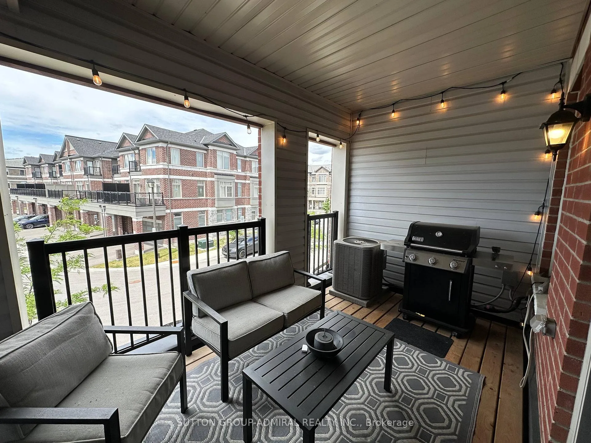 Photo 12 of 11 Saigen Lane, Markham, Cedar Grove — HOMEH