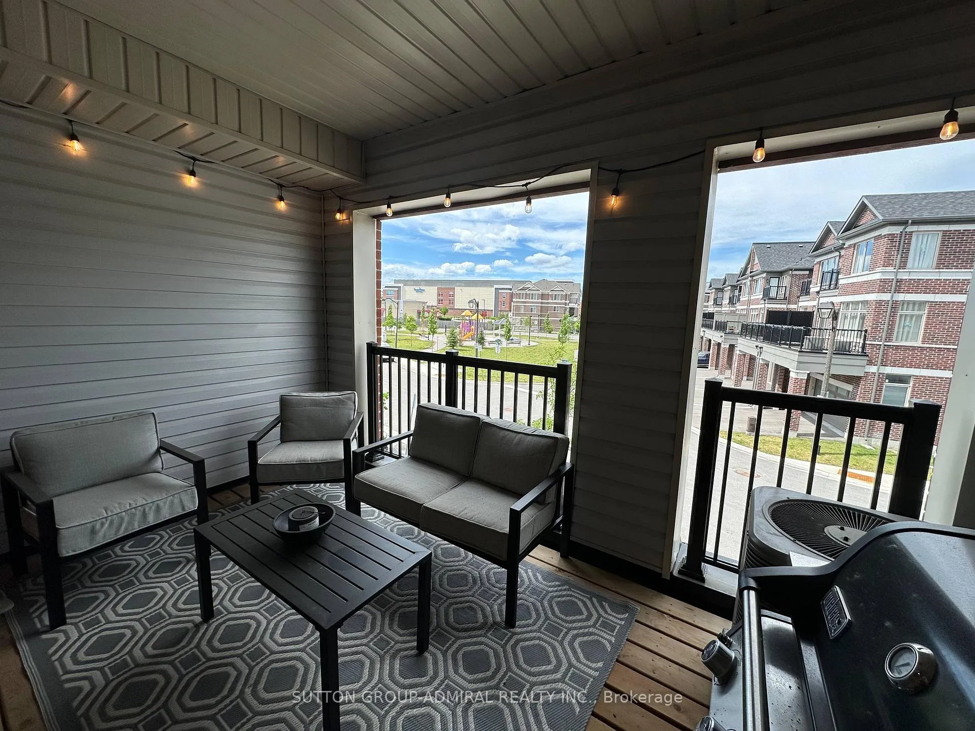 Photo 13 of 11 Saigen Lane, Markham, Cedar Grove — HOMEH