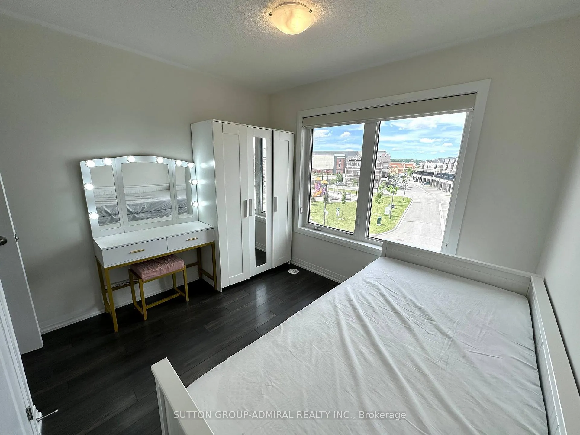 Photo 19 of 11 Saigen Lane, Markham, Cedar Grove — HOMEH