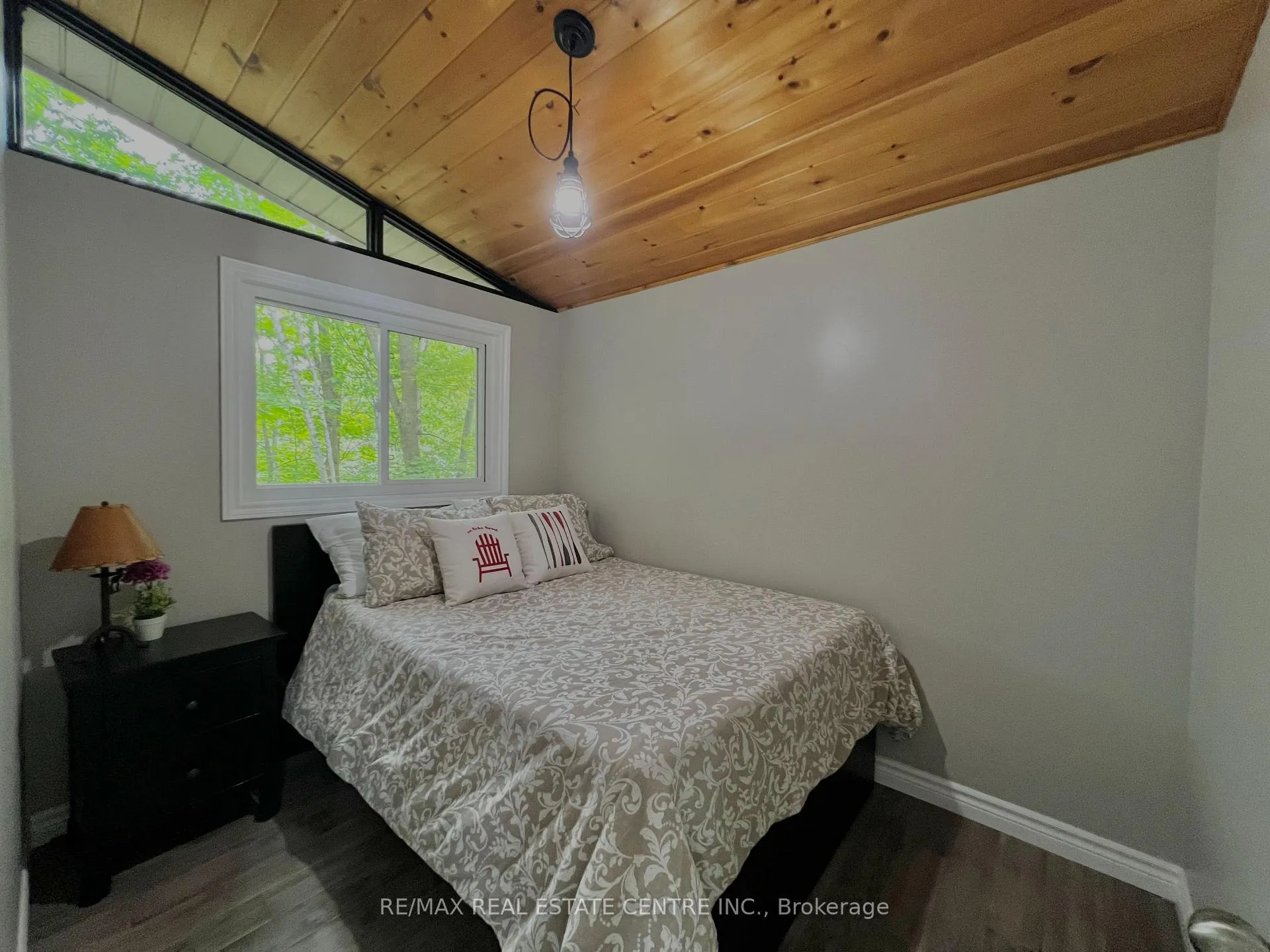Photo 11 of 87 Pinewood Road, McDougall — HOMEH