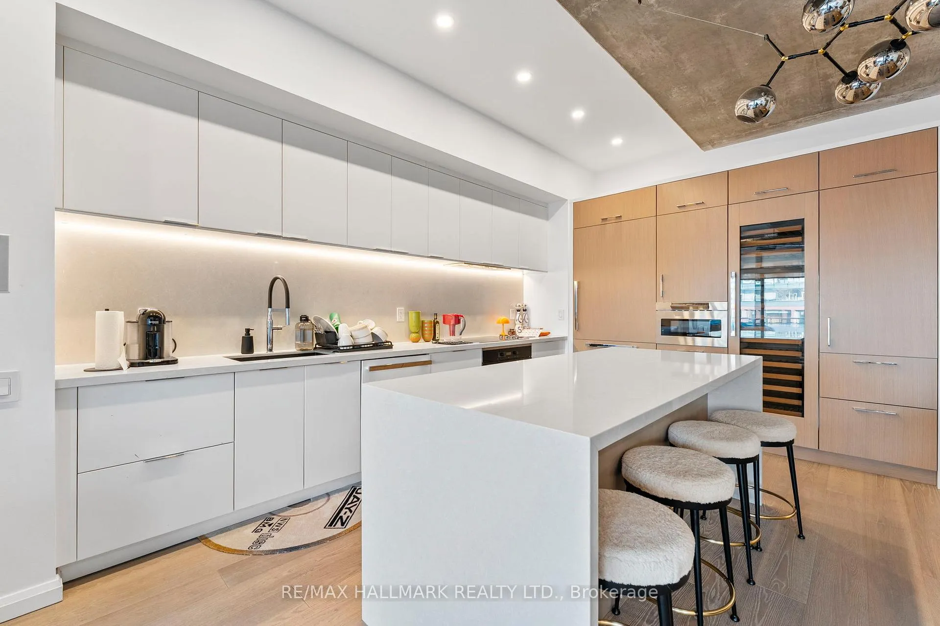 Photo 3 of Unit 706, 20 Stewart Street, Toronto, Waterfront Communities — HOMEH