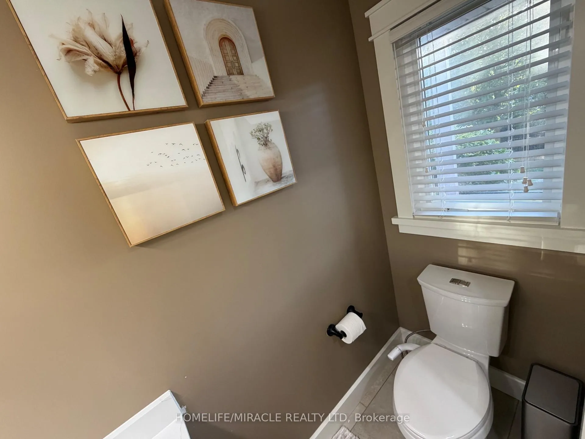 Photo 23 of 11 Reistview Street, Kitchener, Larentian West — HOMEH