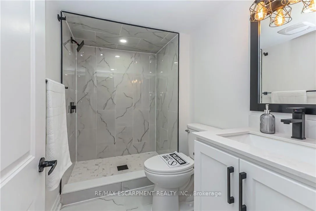 Photo 37 of 487 East 37th Street, Hamilton, Macassa — HOMEH