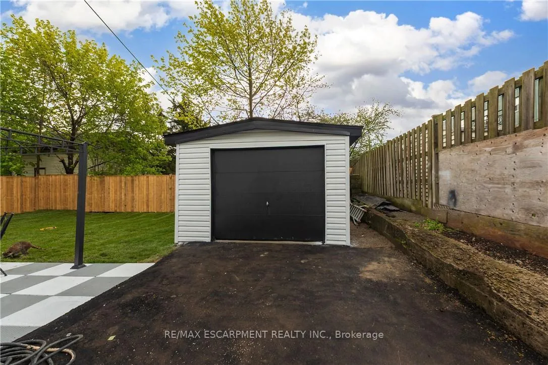Photo 41 of 487 East 37th Street, Hamilton, Macassa — HOMEH