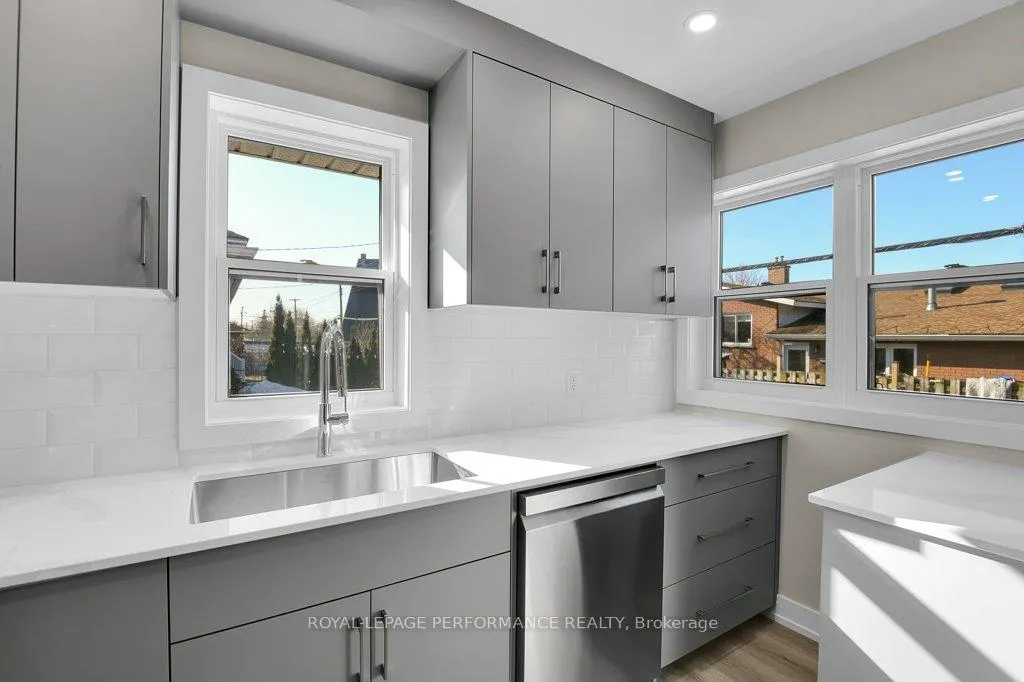 Photo 12 of 624 Clarke Avenue, Ottawa, Castle Heights/Rideau High — HOMEH