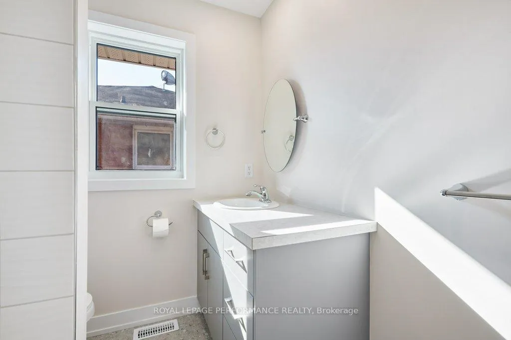 Photo 21 of 624 Clarke Avenue, Ottawa, Castle Heights/Rideau High — HOMEH