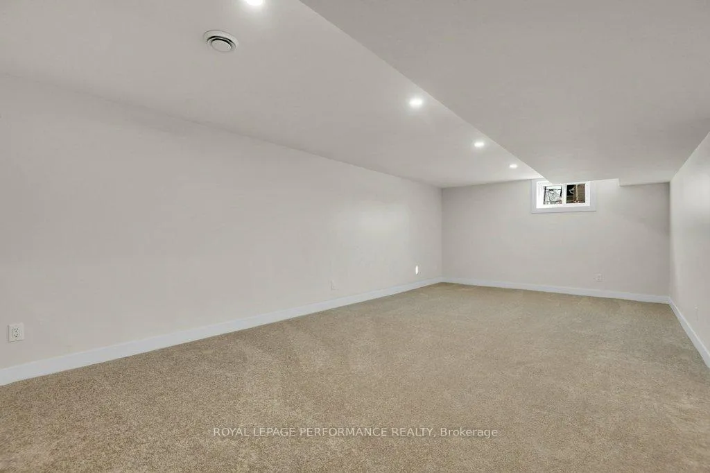 Photo 26 of 624 Clarke Avenue, Ottawa, Castle Heights/Rideau High — HOMEH