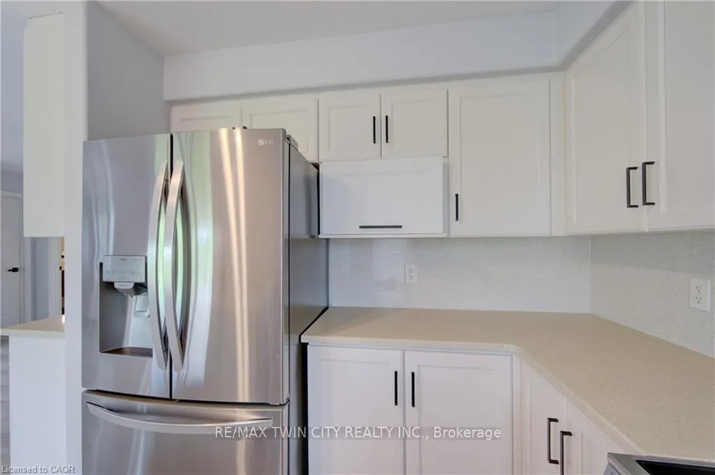 Photo 17 of 63 Pine Valley Drive, Kitchener — HOMEH