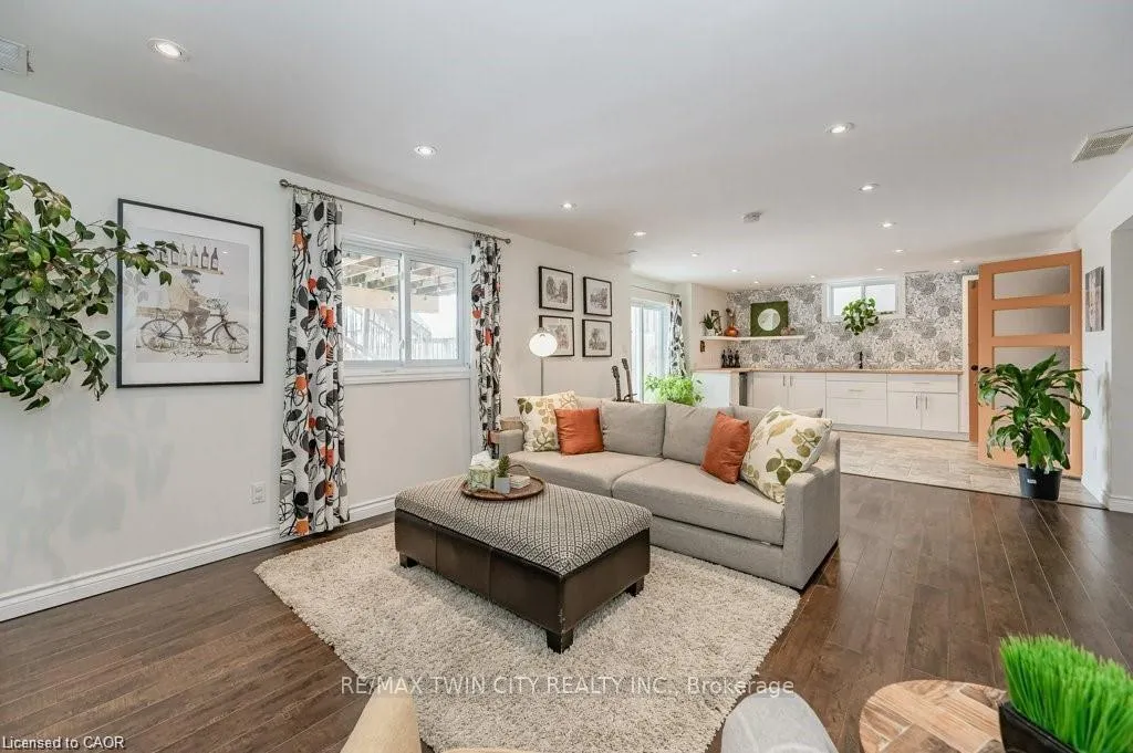 Photo 34 of 63 Pine Valley Drive, Kitchener — HOMEH