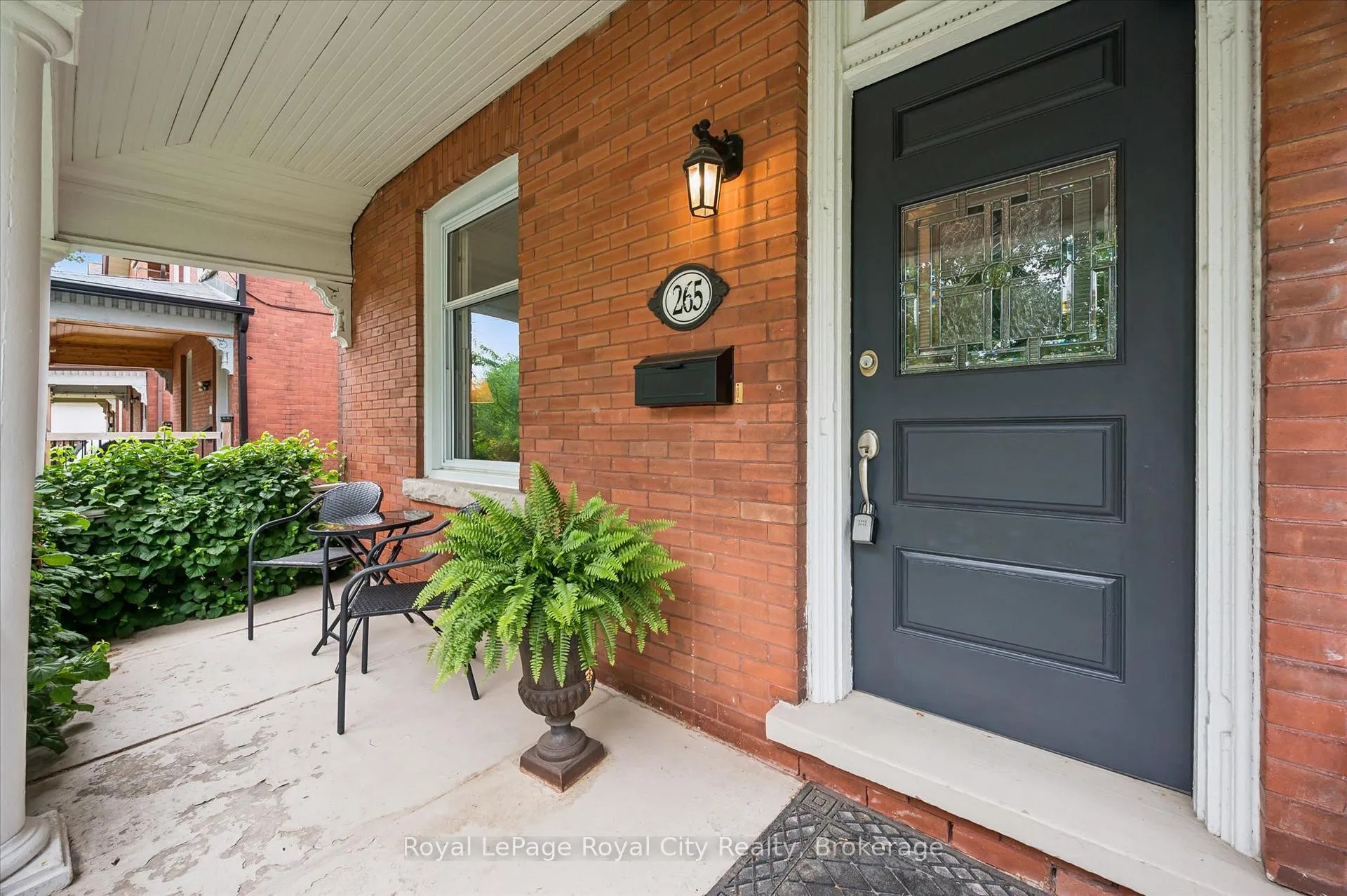 Photo 2 of 265 Waterloo Avenue, Guelph, Junction/Onward Willow — HOMEH
