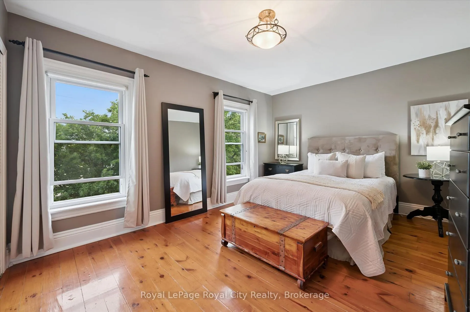 Photo 22 of 265 Waterloo Avenue, Guelph, Junction/Onward Willow — HOMEH