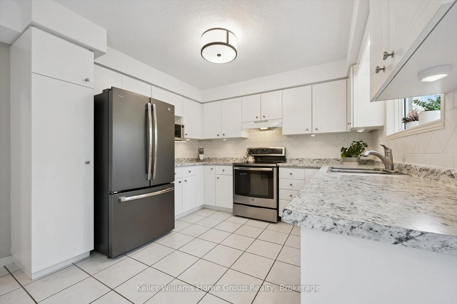 Photo 17 of 41 Ptarmigan Drive, Guelph, Kortright Hills — HOMEH