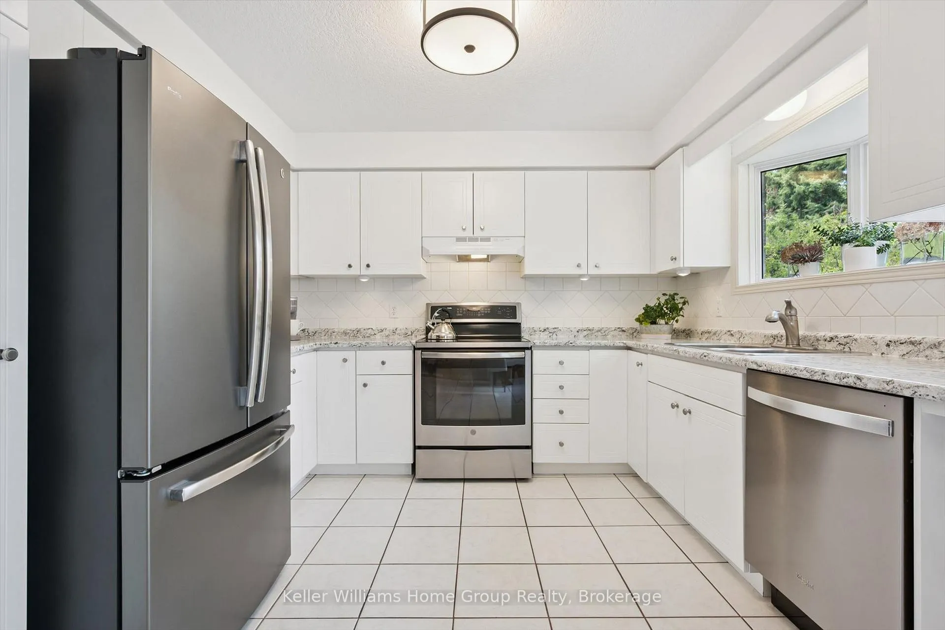 Photo 18 of 41 Ptarmigan Drive, Guelph, Kortright Hills — HOMEH