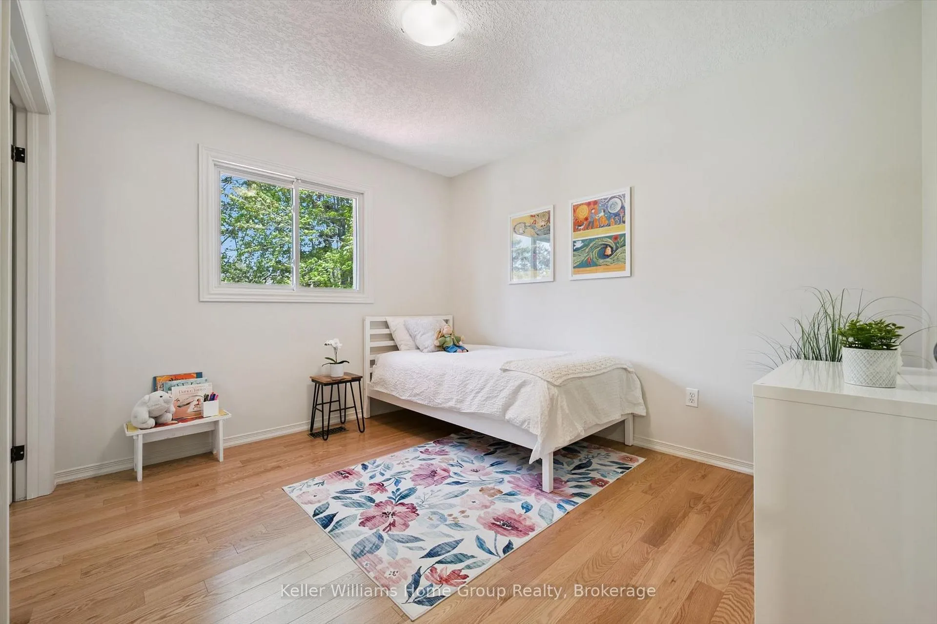 Photo 31 of 41 Ptarmigan Drive, Guelph, Kortright Hills — HOMEH