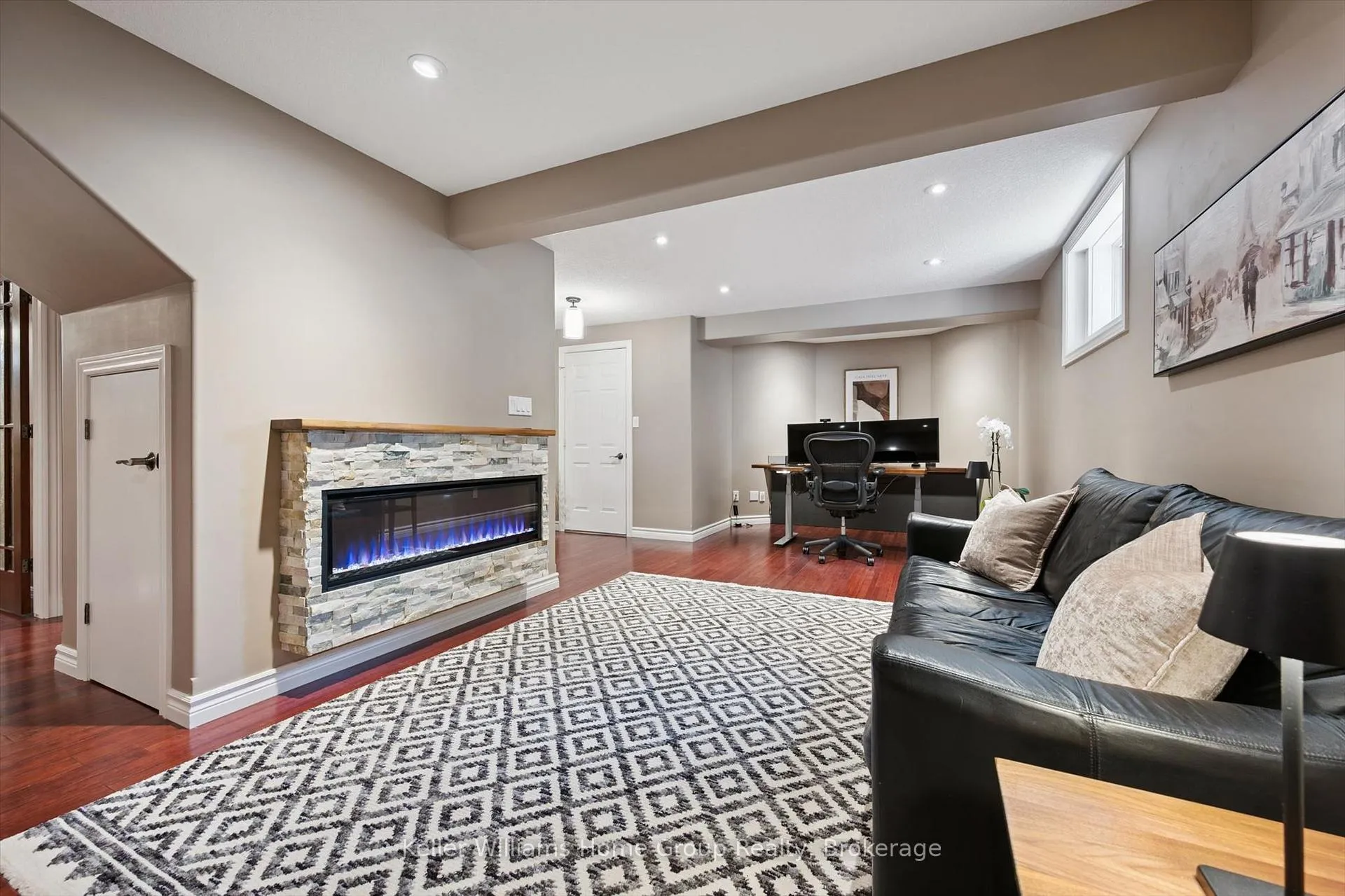 Photo 33 of 41 Ptarmigan Drive, Guelph, Kortright Hills — HOMEH