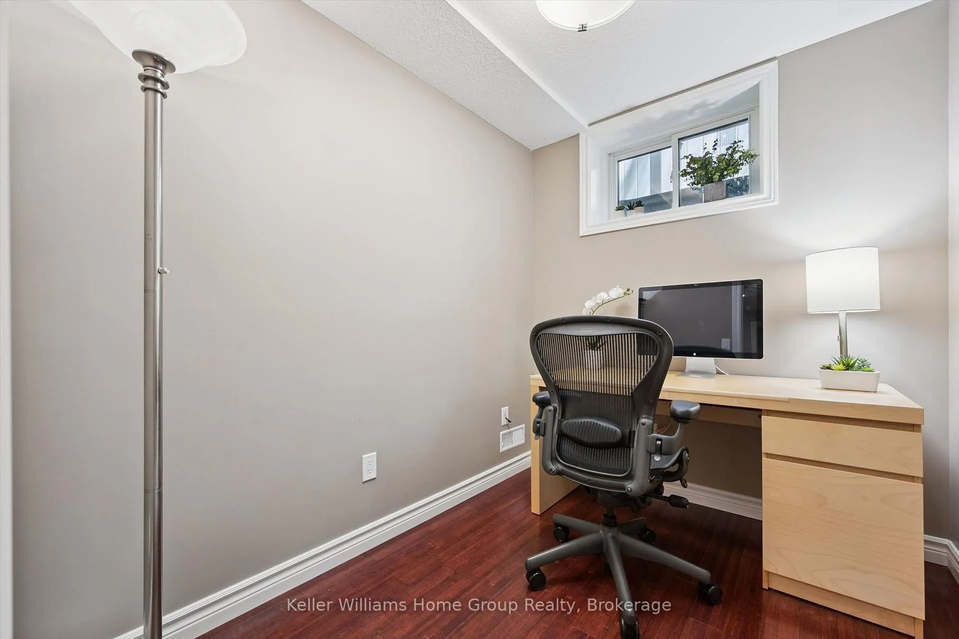 Photo 38 of 41 Ptarmigan Drive, Guelph, Kortright Hills — HOMEH