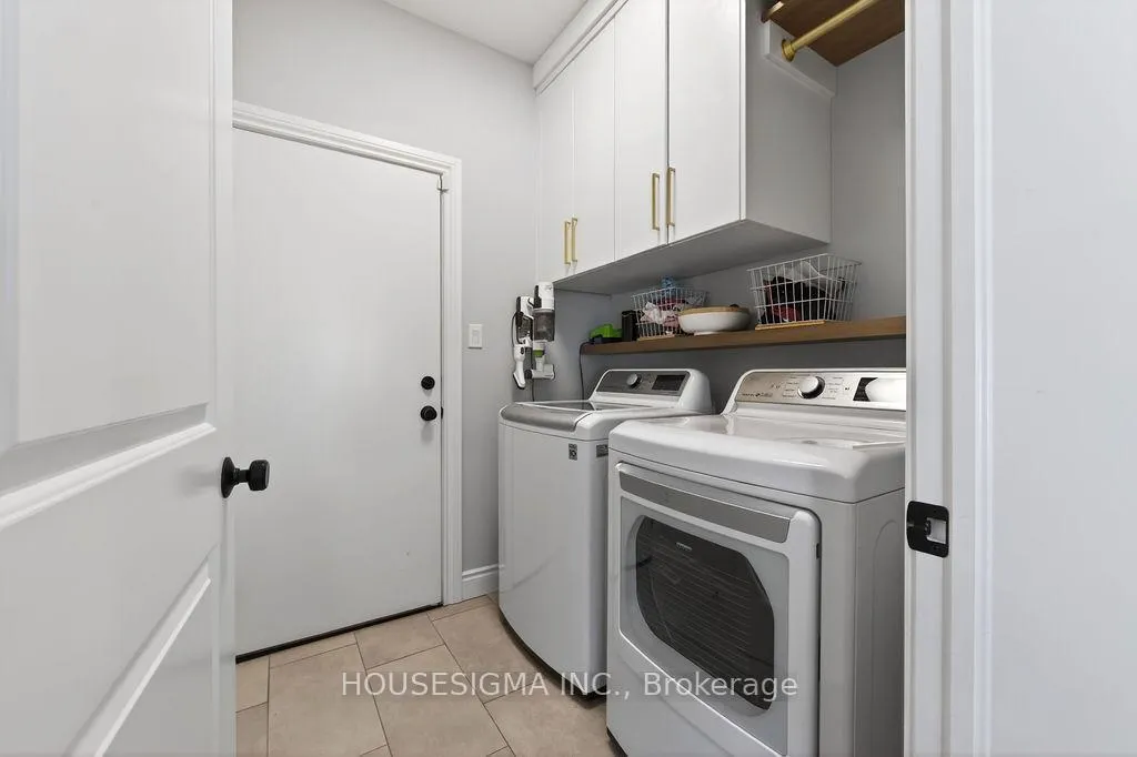 Photo 18 of 3051 Doyle Drive, London, South U — HOMEH