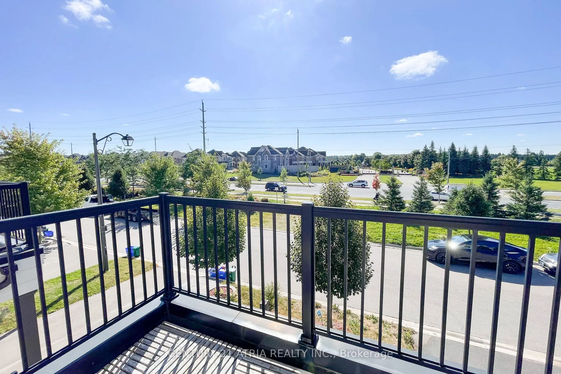 Photo 23 of 405 Elyse Court, Aurora, Bayview Northeast — HOMEH