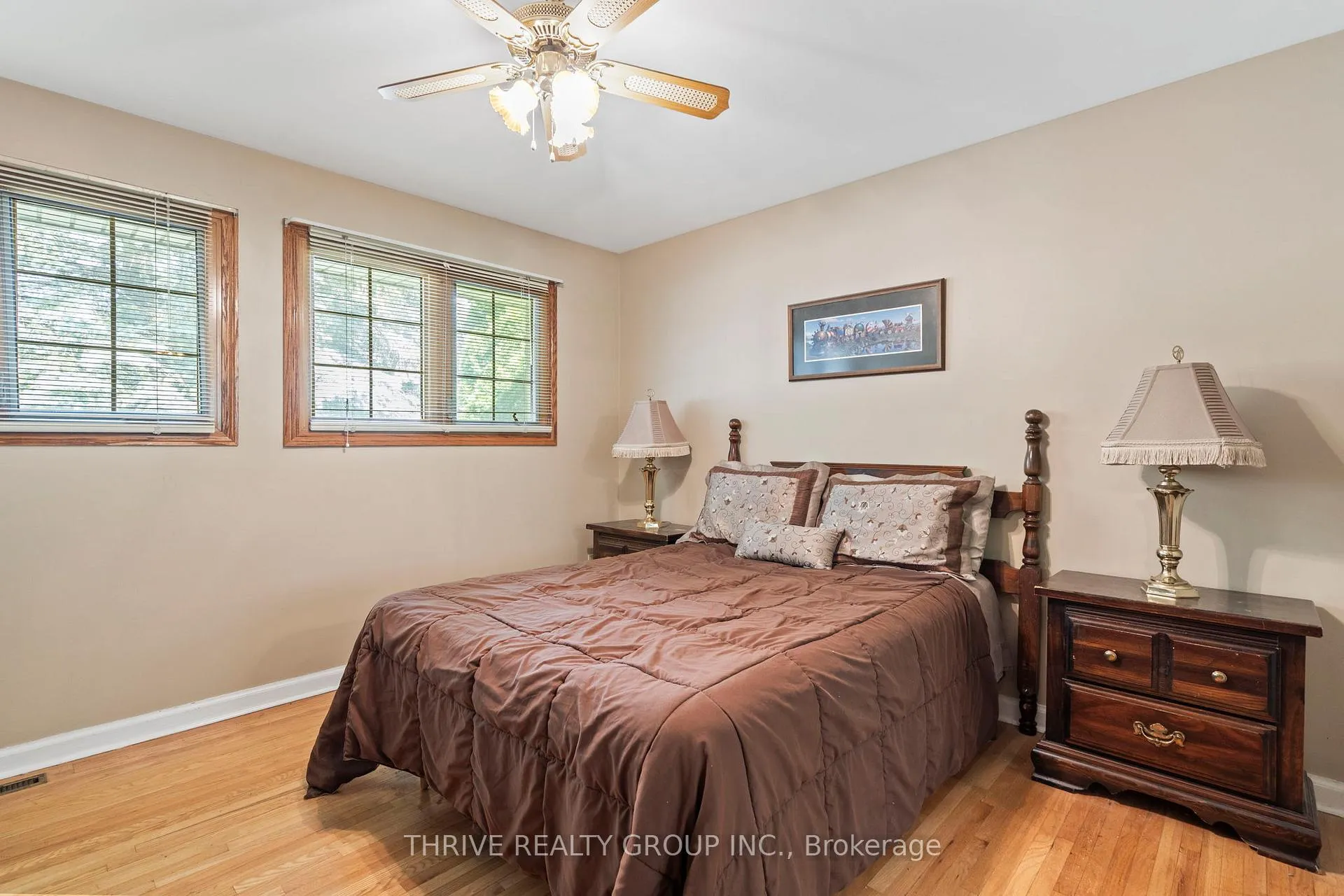 Photo 19 of 255 Ridgewood Crescent, London, South D — HOMEH