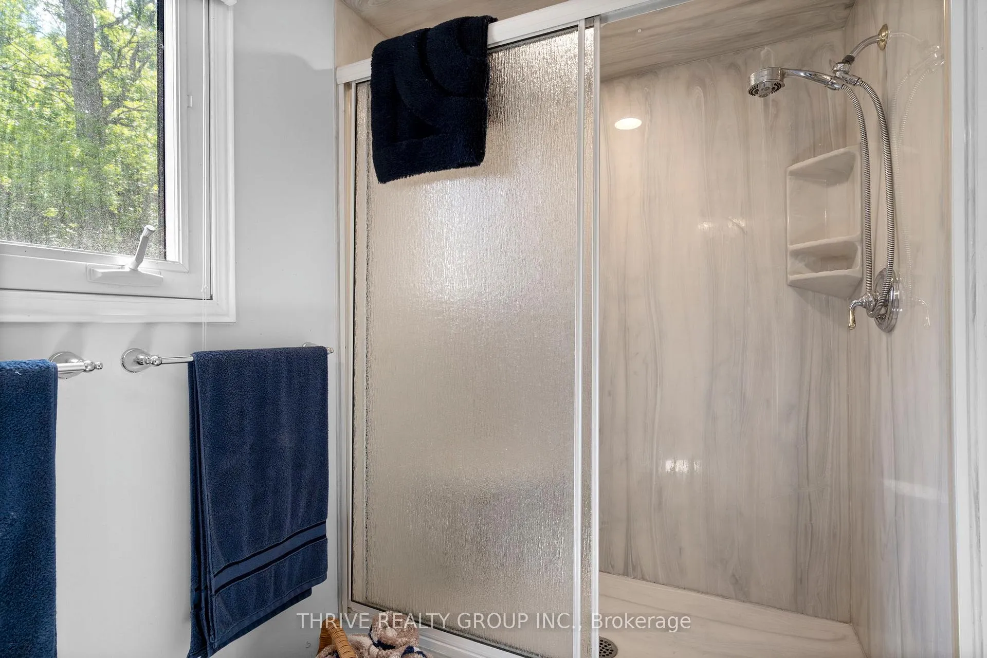 Photo 24 of 255 Ridgewood Crescent, London, South D — HOMEH