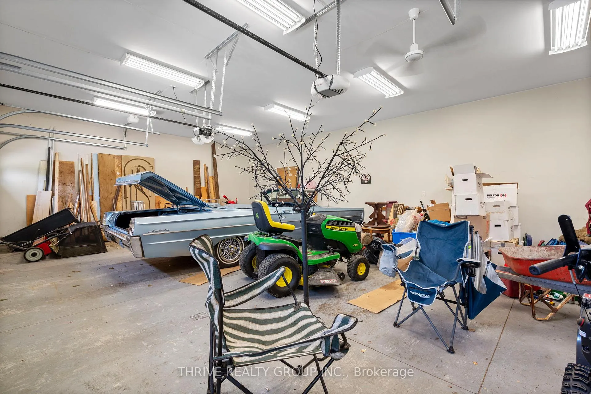 Photo 41 of 255 Ridgewood Crescent, London, South D — HOMEH