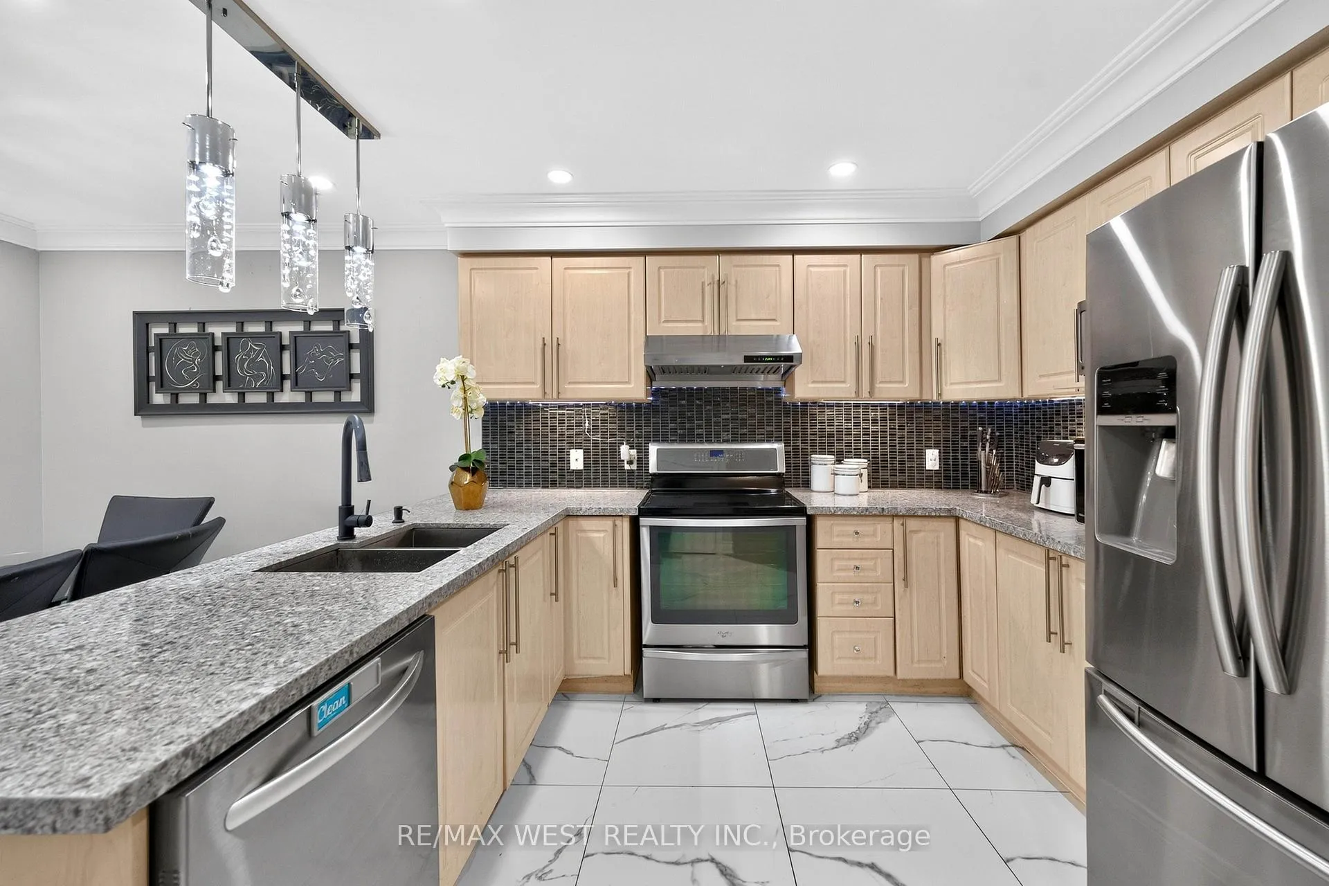 Photo 19 of 46 Villa Antica Drive, Vaughan, Sonoma Heights — HOMEH