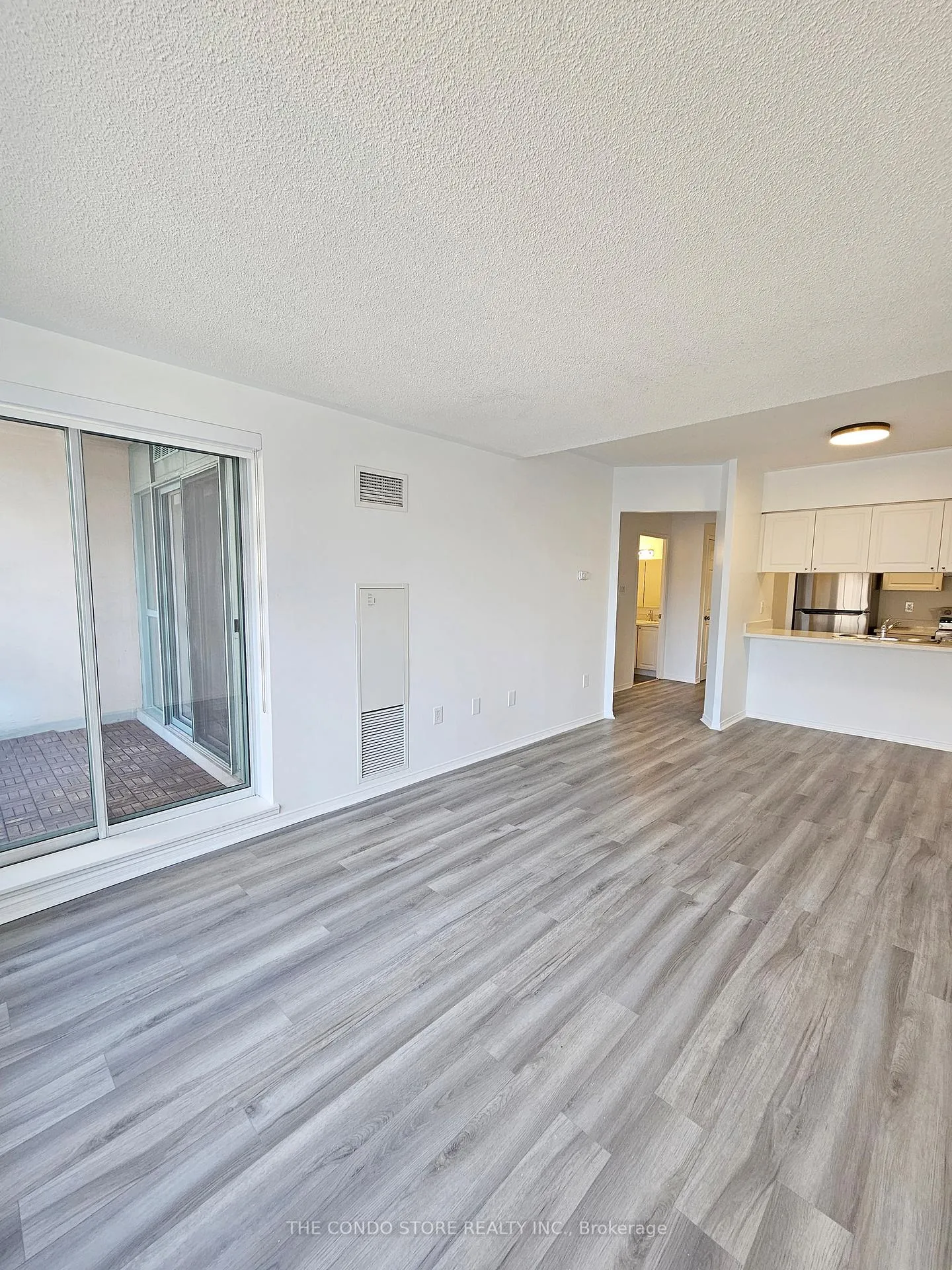 Photo 8 of Unit 711, 887 Bay Street, Toronto, Bay Street Corridor — HOMEH