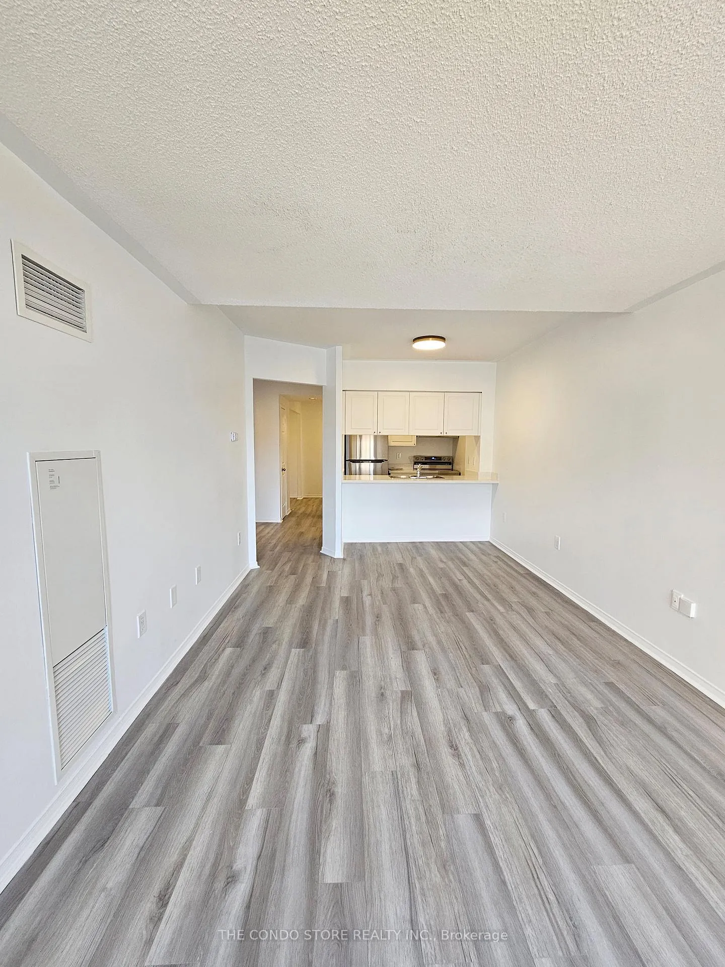 Photo 9 of Unit 711, 887 Bay Street, Toronto, Bay Street Corridor — HOMEH