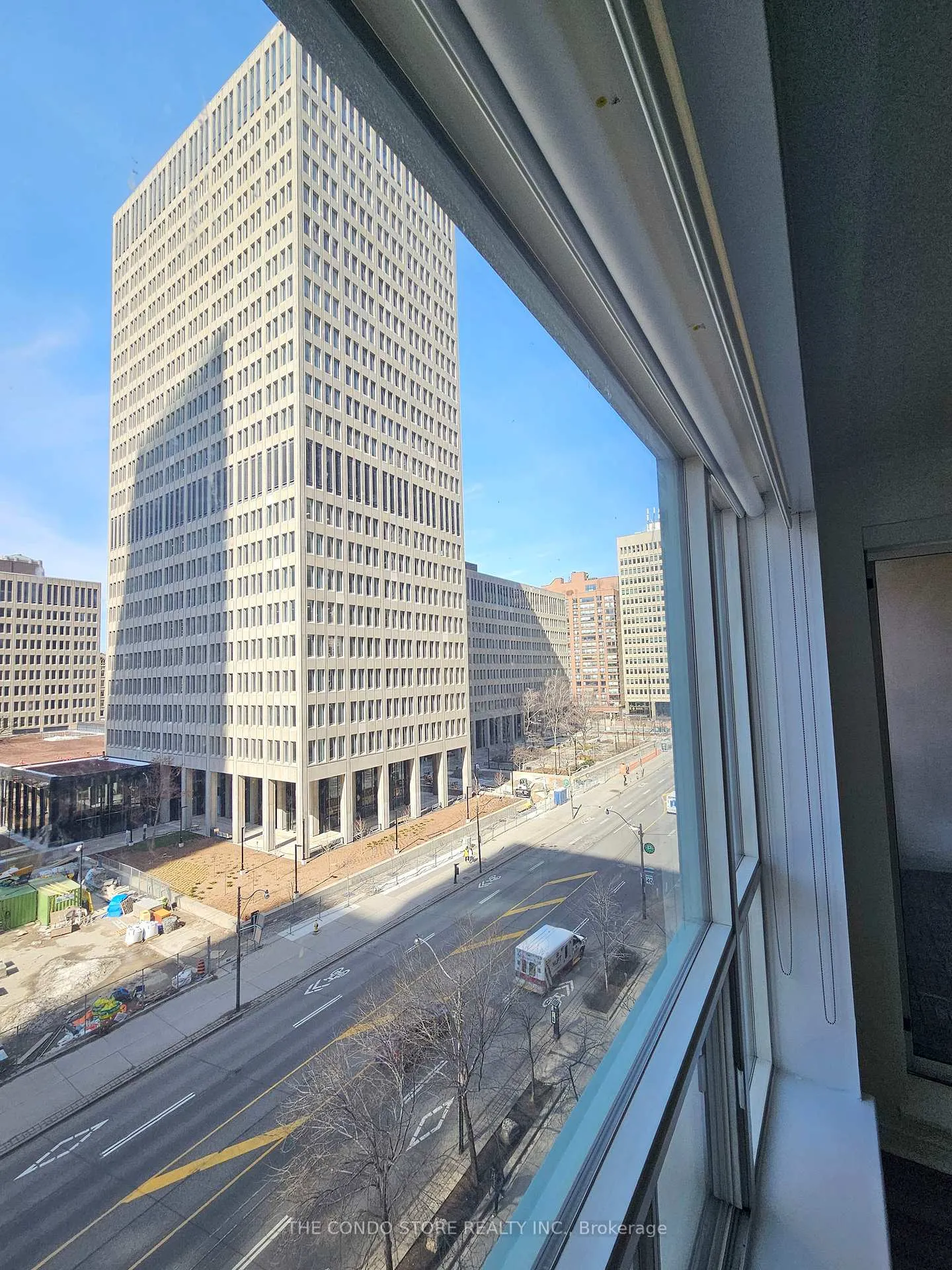 Photo 14 of Unit 711, 887 Bay Street, Toronto, Bay Street Corridor — HOMEH