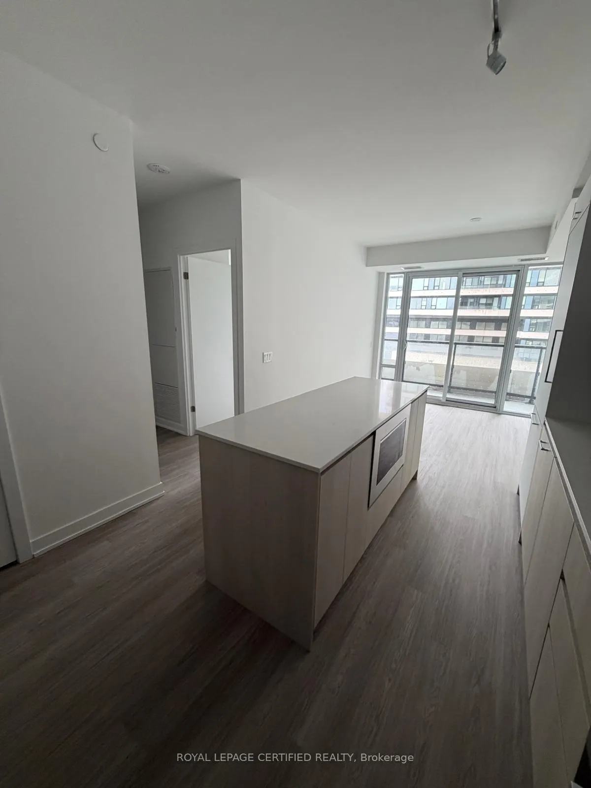 Photo 5 of Unit 327, 8188 Yonge Street, Vaughan, Uplands — HOMEH