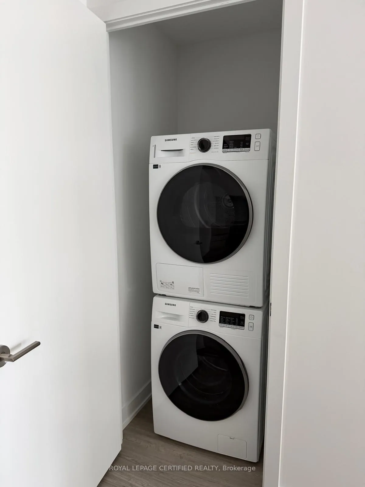 Photo 12 of Unit 327, 8188 Yonge Street, Vaughan, Uplands — HOMEH