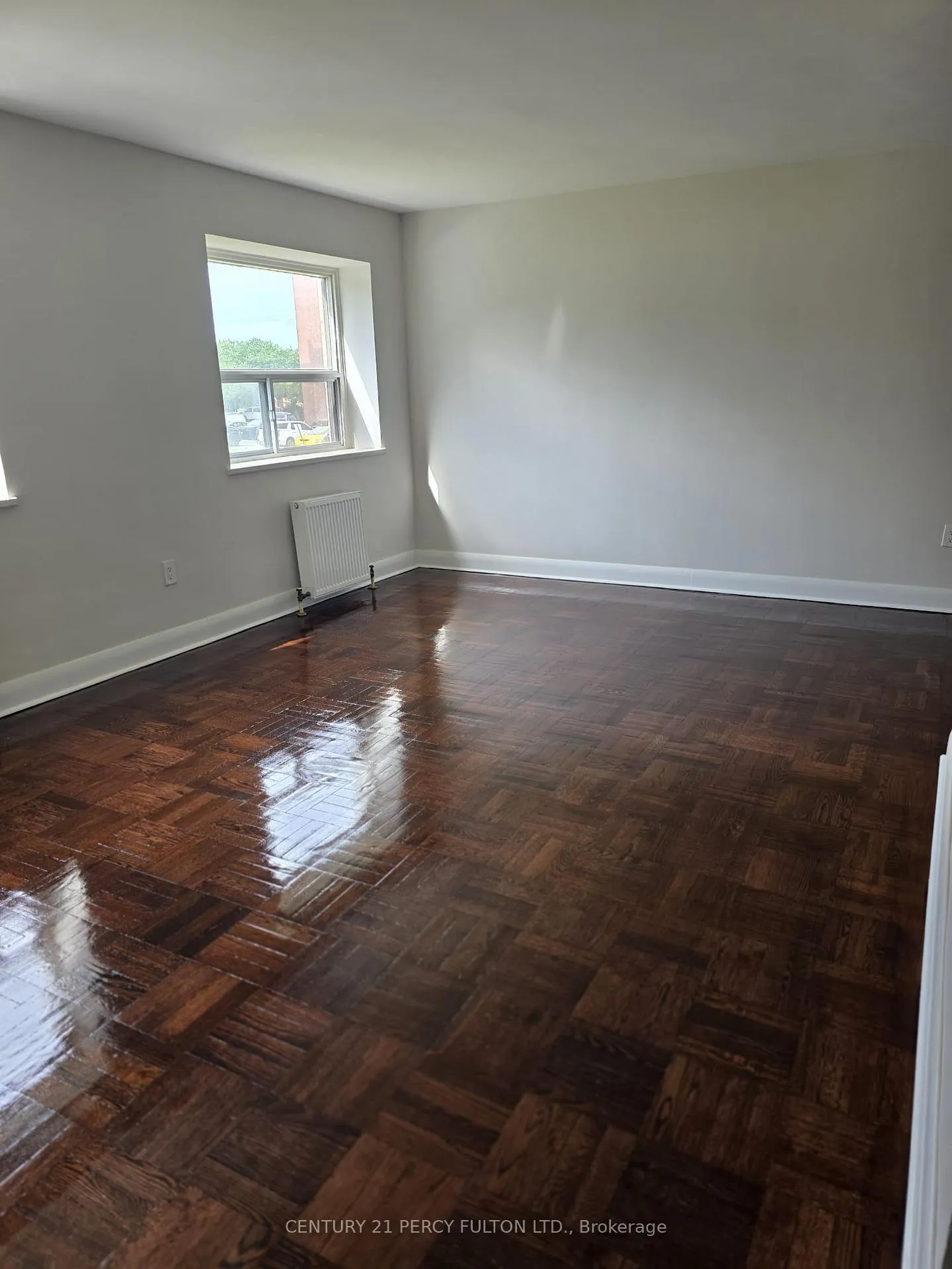 Front of Unit 204, 1305 Wilson Avenue S