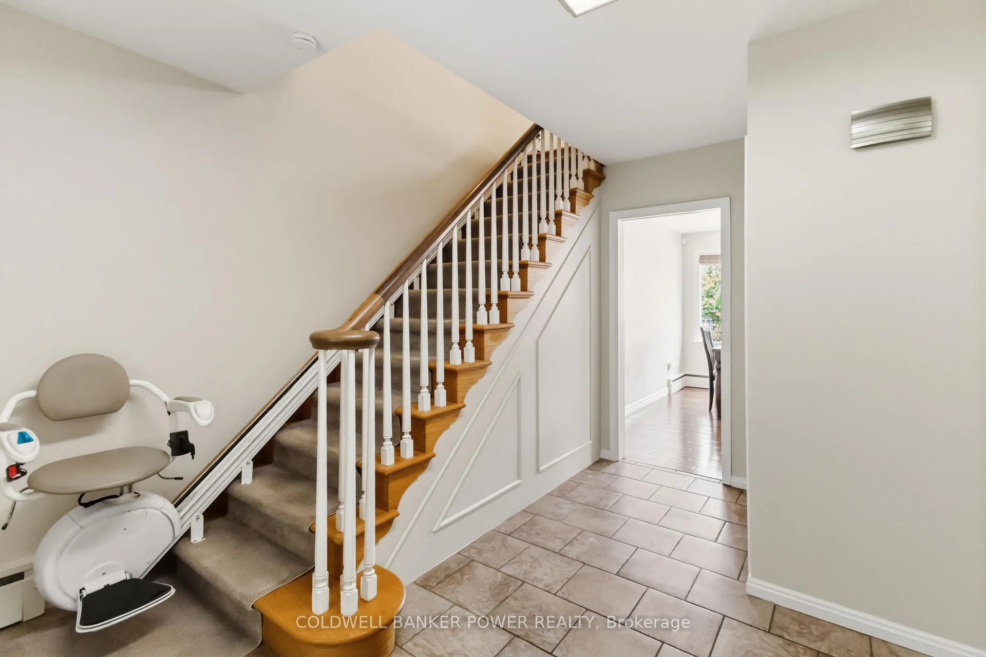 Photo 7 of 19 Linksgate Road, London, North J — HOMEH