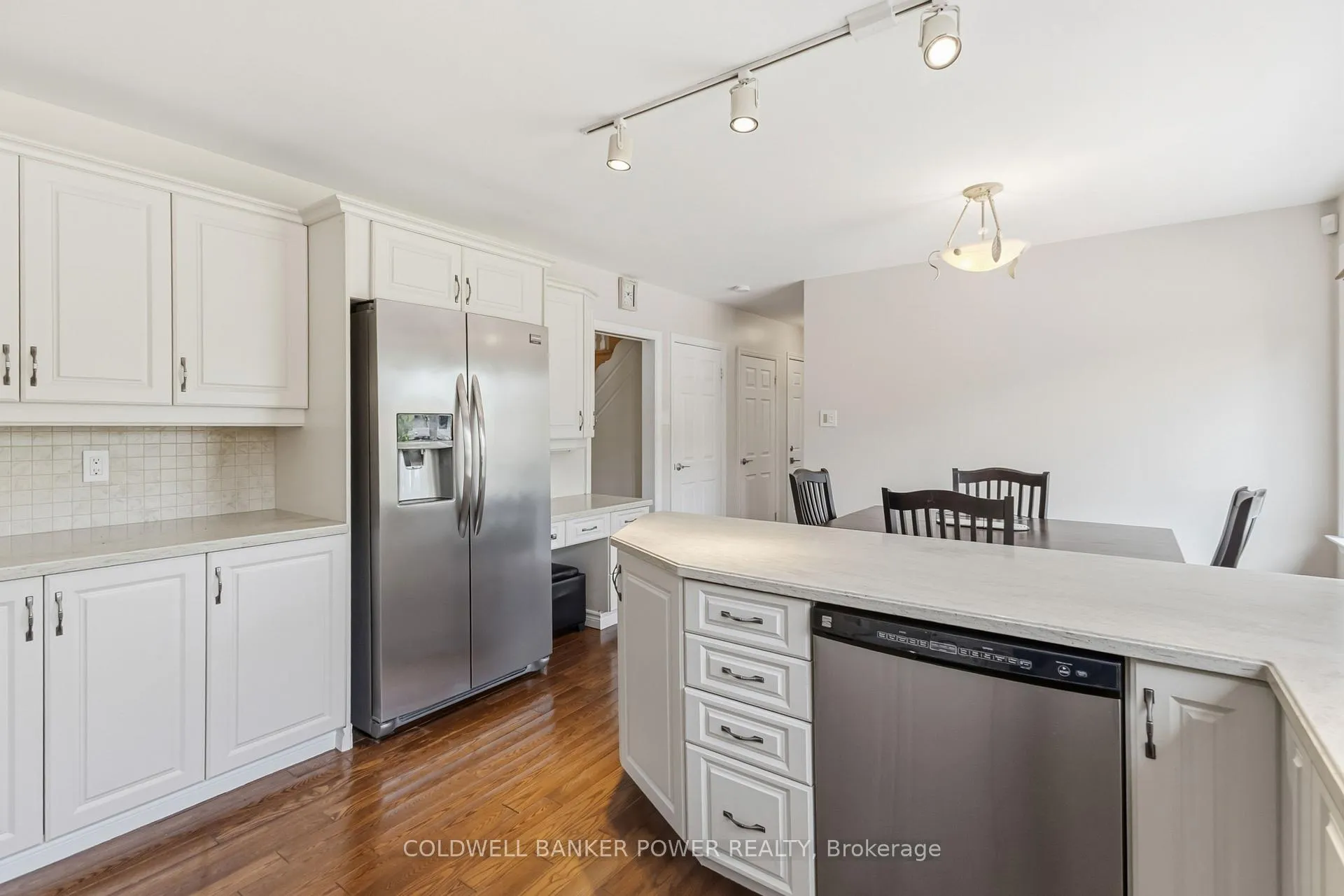 Photo 13 of 19 Linksgate Road, London, North J — HOMEH