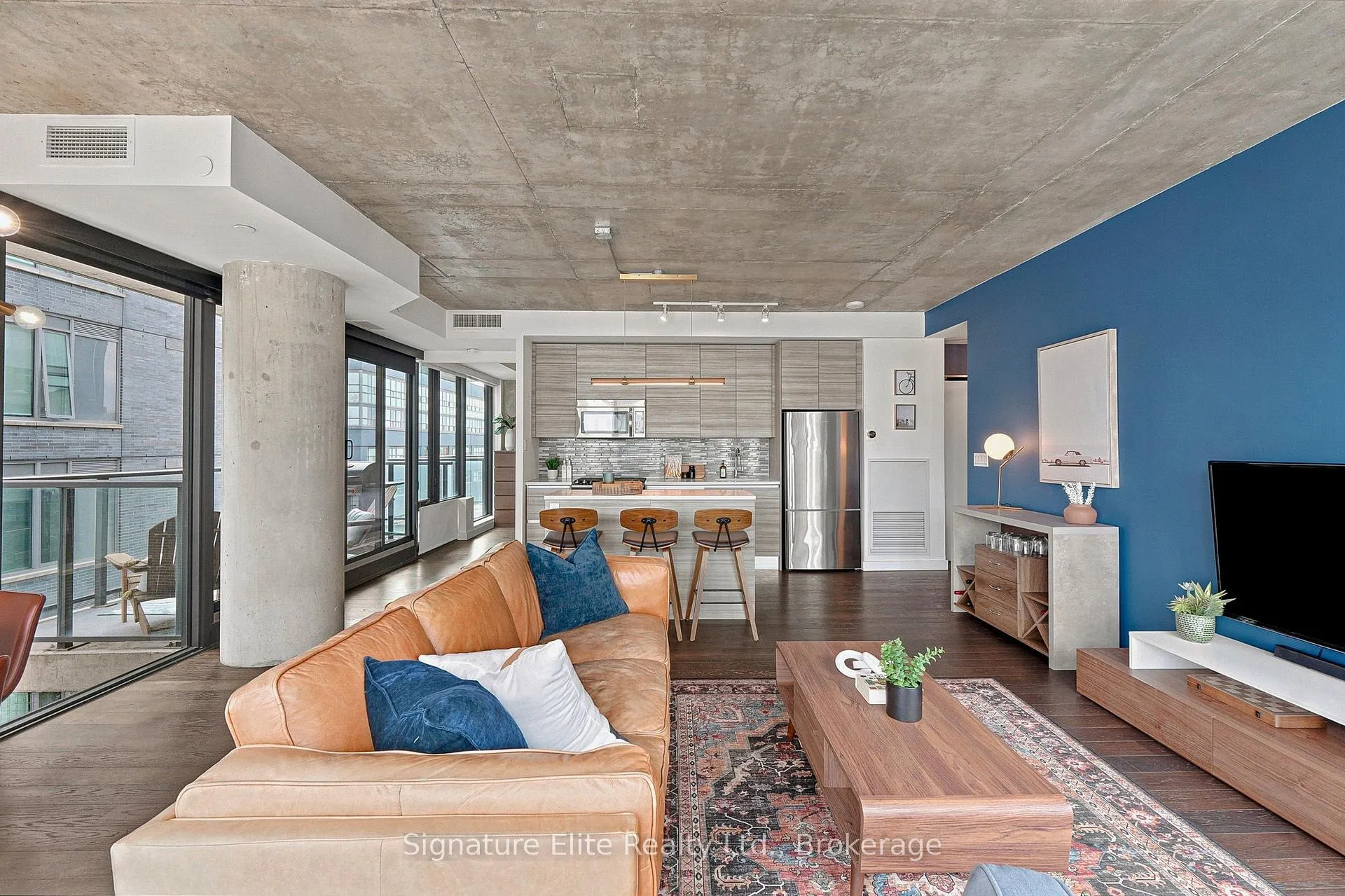 Photo 23 of Unit 1316, 111 Bathurst Street, Toronto, Niagara — HOMEH