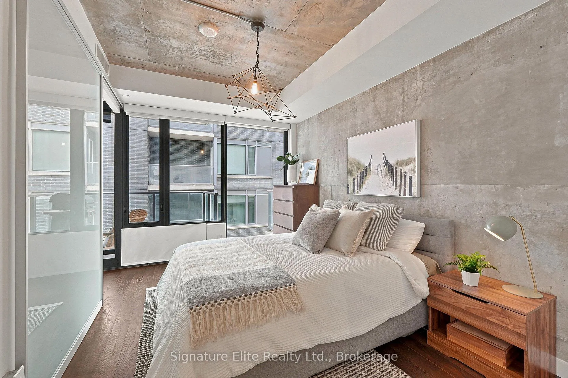 Photo 27 of Unit 1316, 111 Bathurst Street, Toronto, Niagara — HOMEH