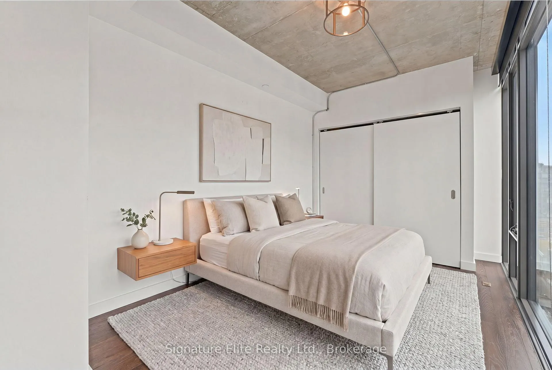 Photo 31 of Unit 1316, 111 Bathurst Street, Toronto, Niagara — HOMEH