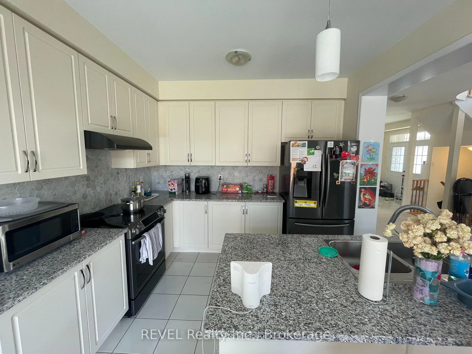 Photo 8 of 7755 Black Maple Drive, Niagara Falls, Brown — HOMEH