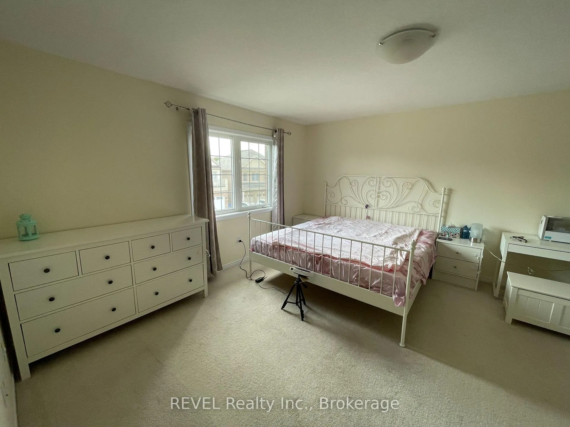 Photo 11 of 7755 Black Maple Drive, Niagara Falls, Brown — HOMEH