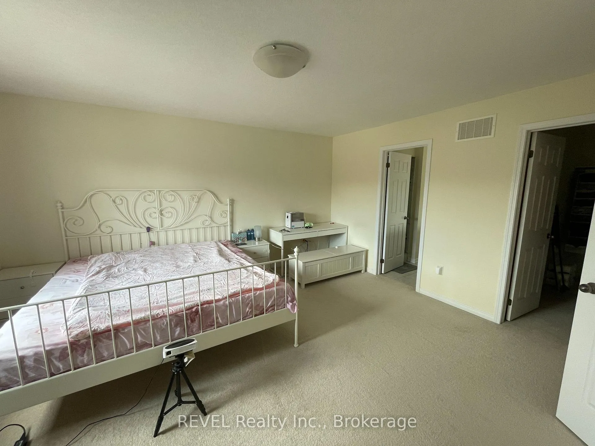 Photo 12 of 7755 Black Maple Drive, Niagara Falls, Brown — HOMEH