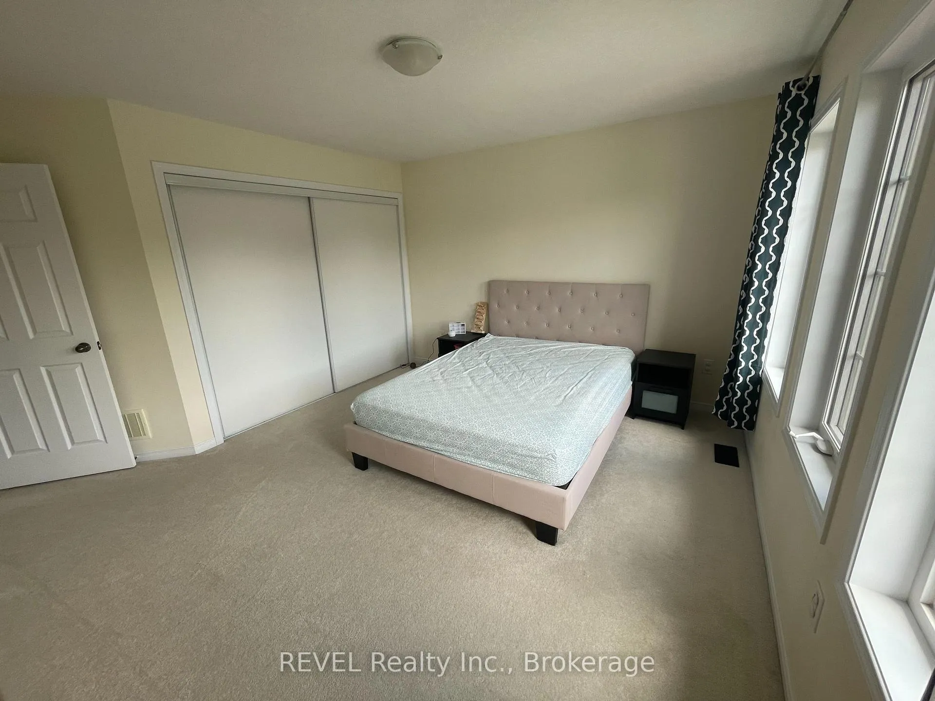 Photo 23 of 7755 Black Maple Drive, Niagara Falls, Brown — HOMEH