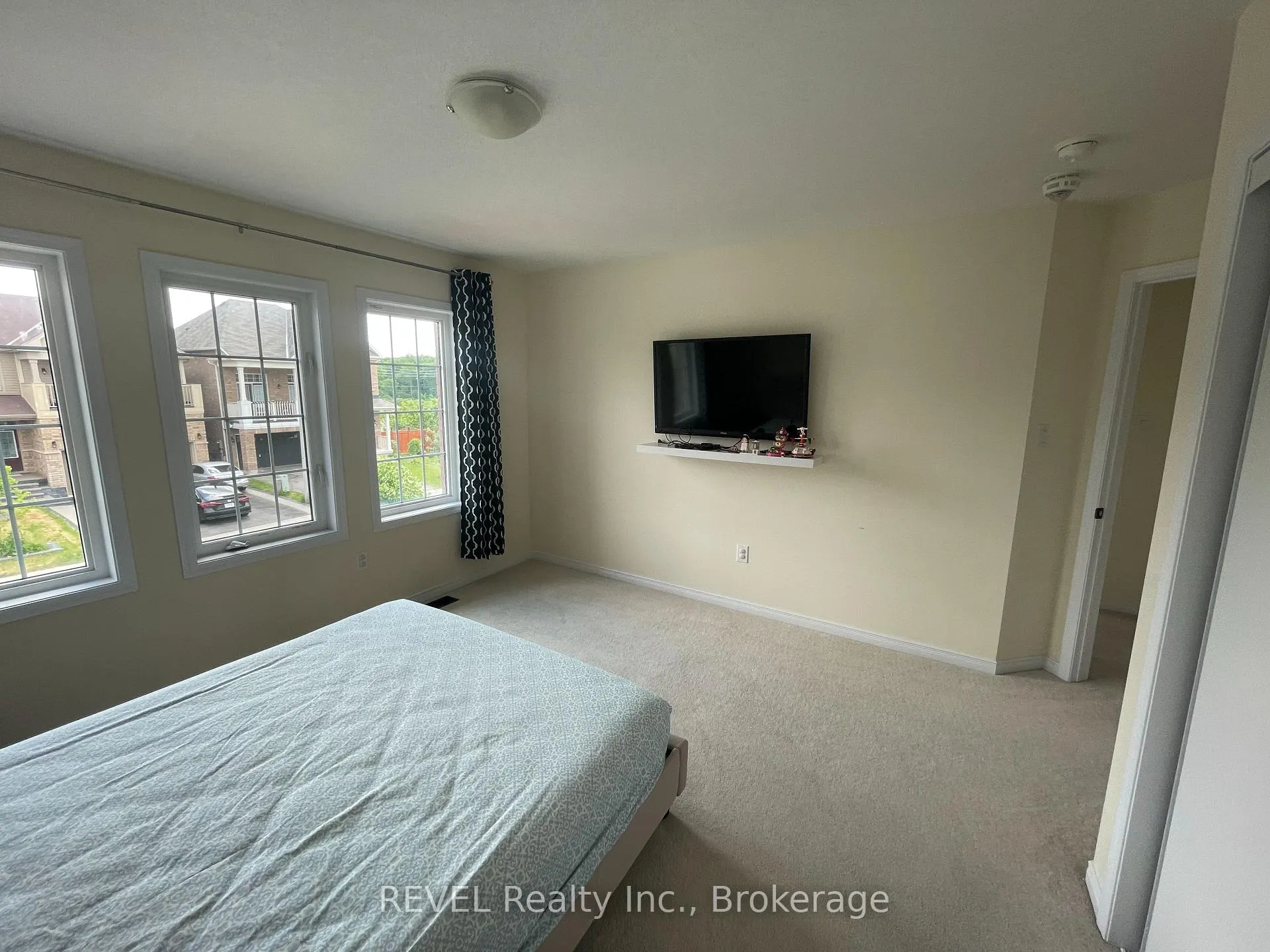 Photo 24 of 7755 Black Maple Drive, Niagara Falls, Brown — HOMEH