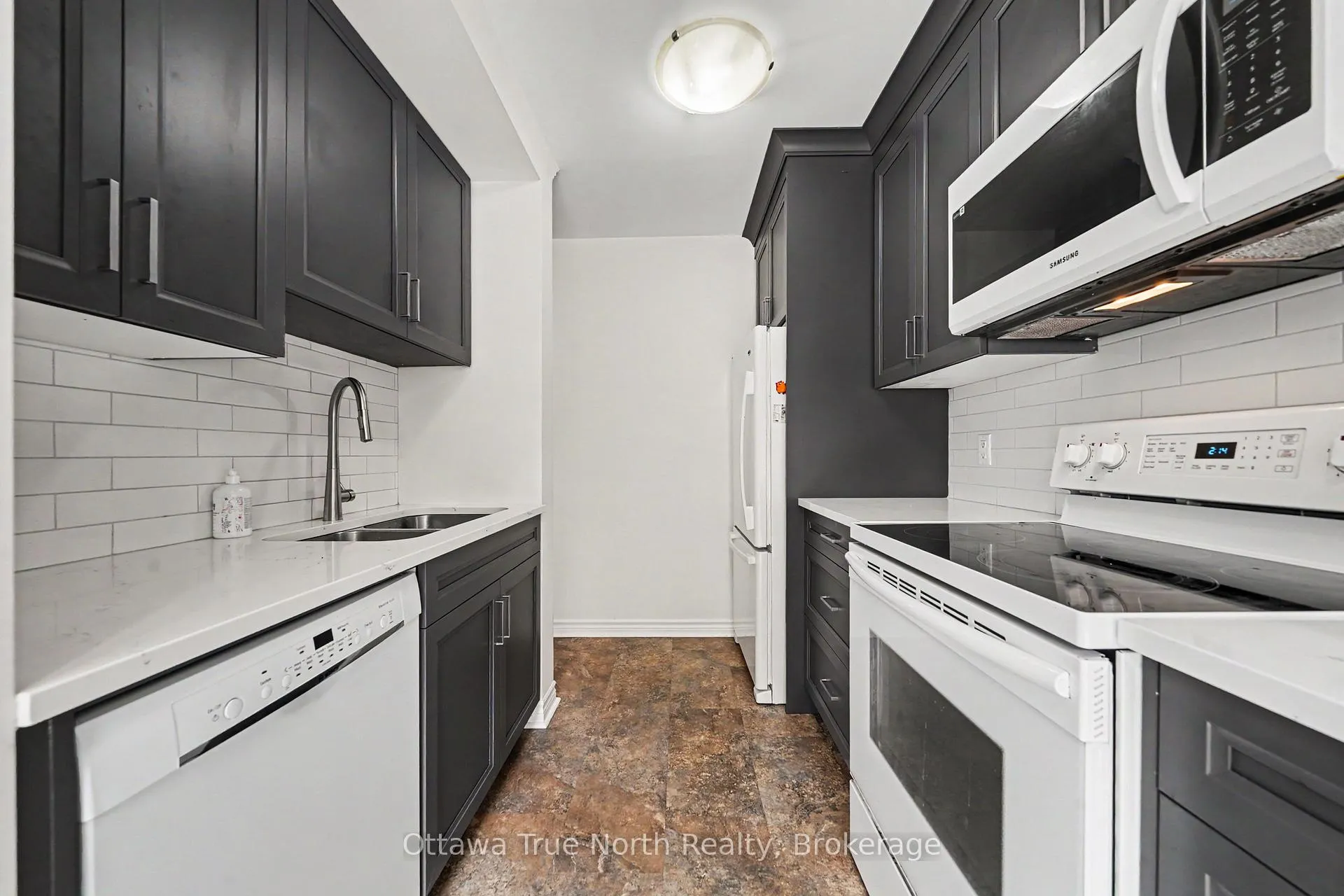 Photo 7 of 78 Redpath Drive, Ottawa, Barrhaven East — HOMEH