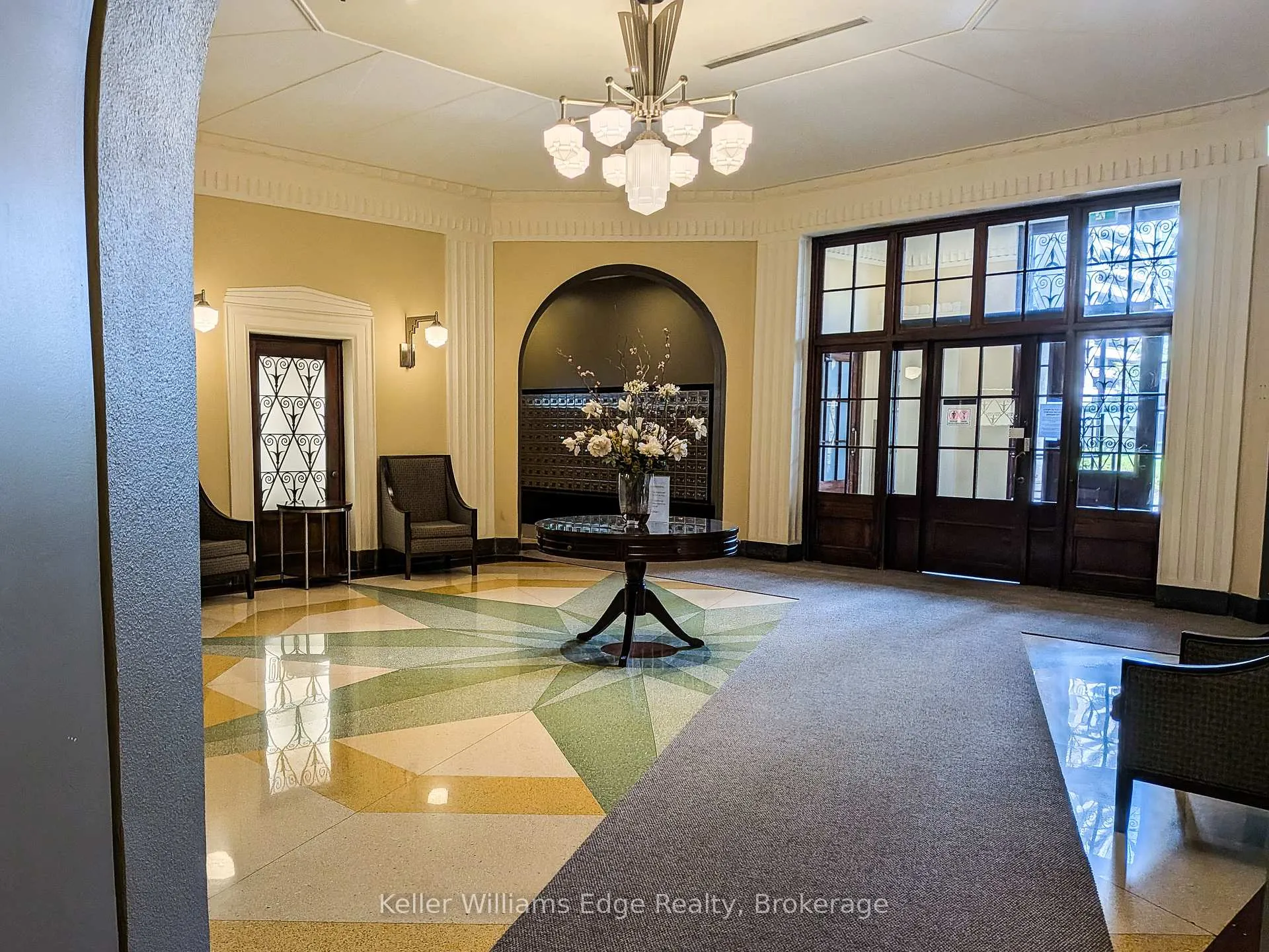 Photo 10 of Unit 1007, 70 High Park Avenue, Toronto, High Park North — HOMEH