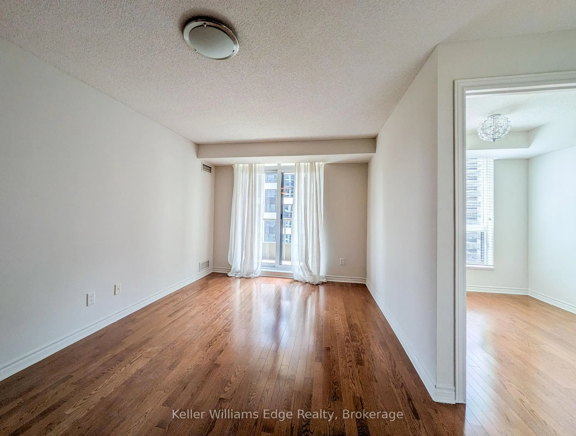 Photo 16 of Unit 1007, 70 High Park Avenue, Toronto, High Park North — HOMEH
