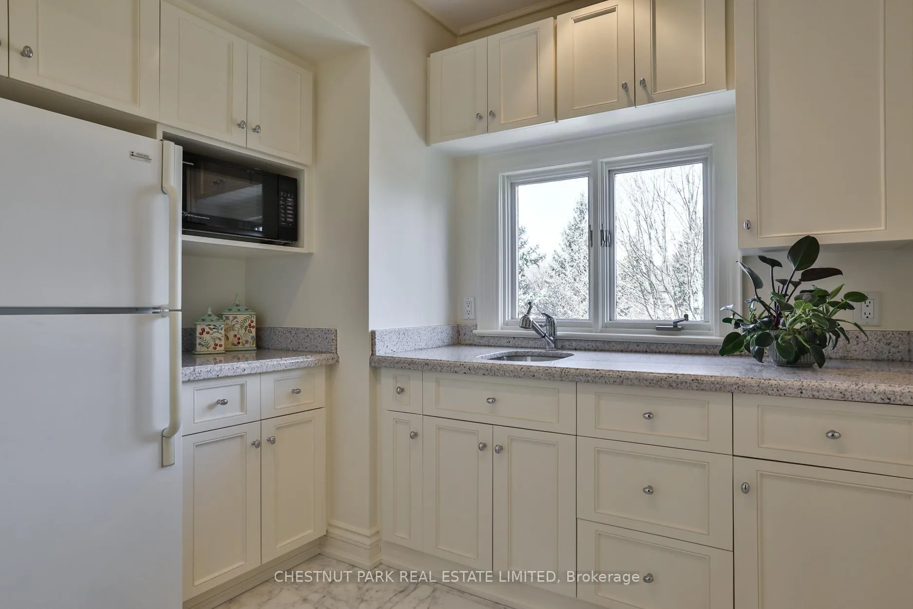 Photo 36 of 170 Roxborough Drive, Toronto, Rosedale-Moore Park — HOMEH