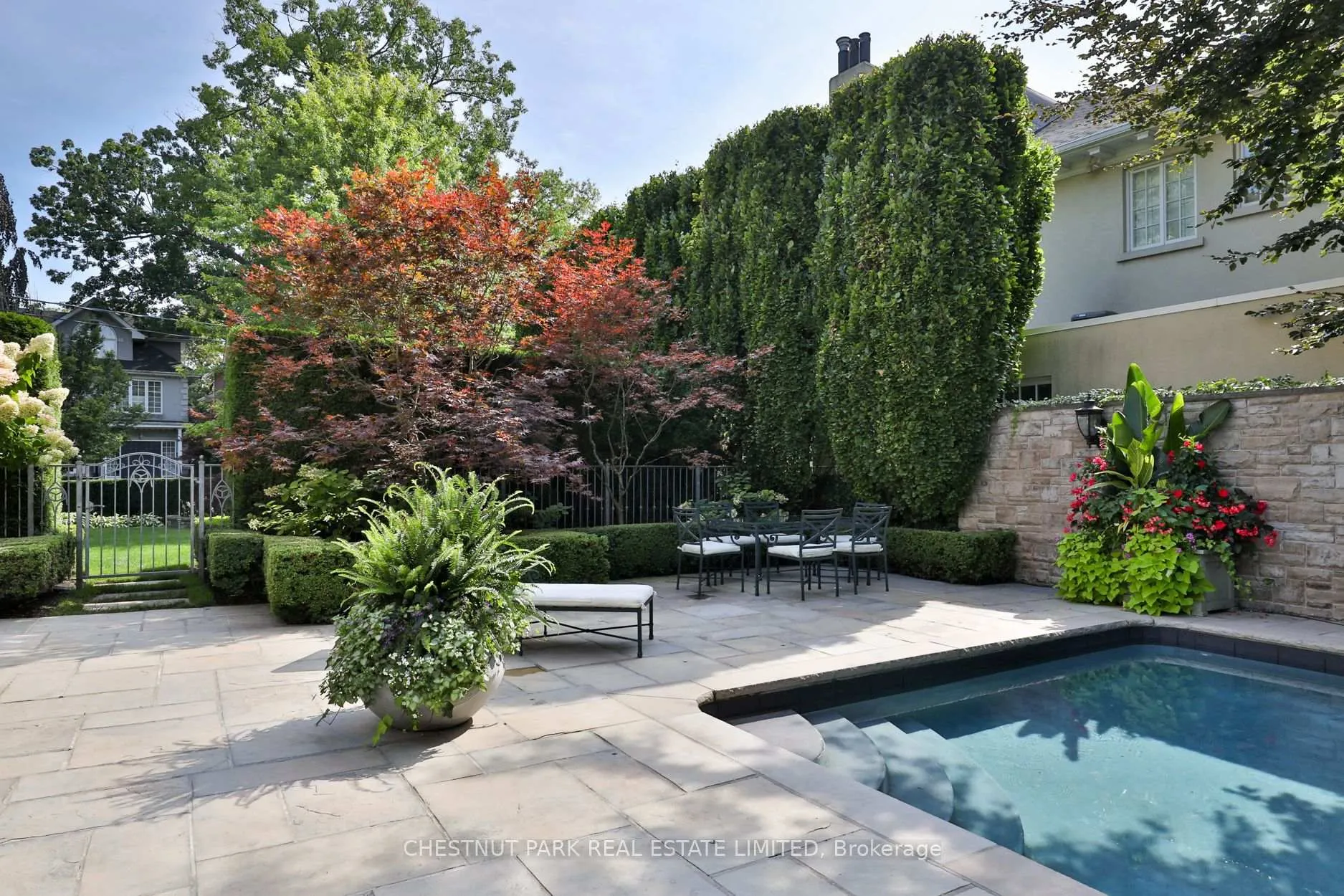 Photo 45 of 170 Roxborough Drive, Toronto, Rosedale-Moore Park — HOMEH