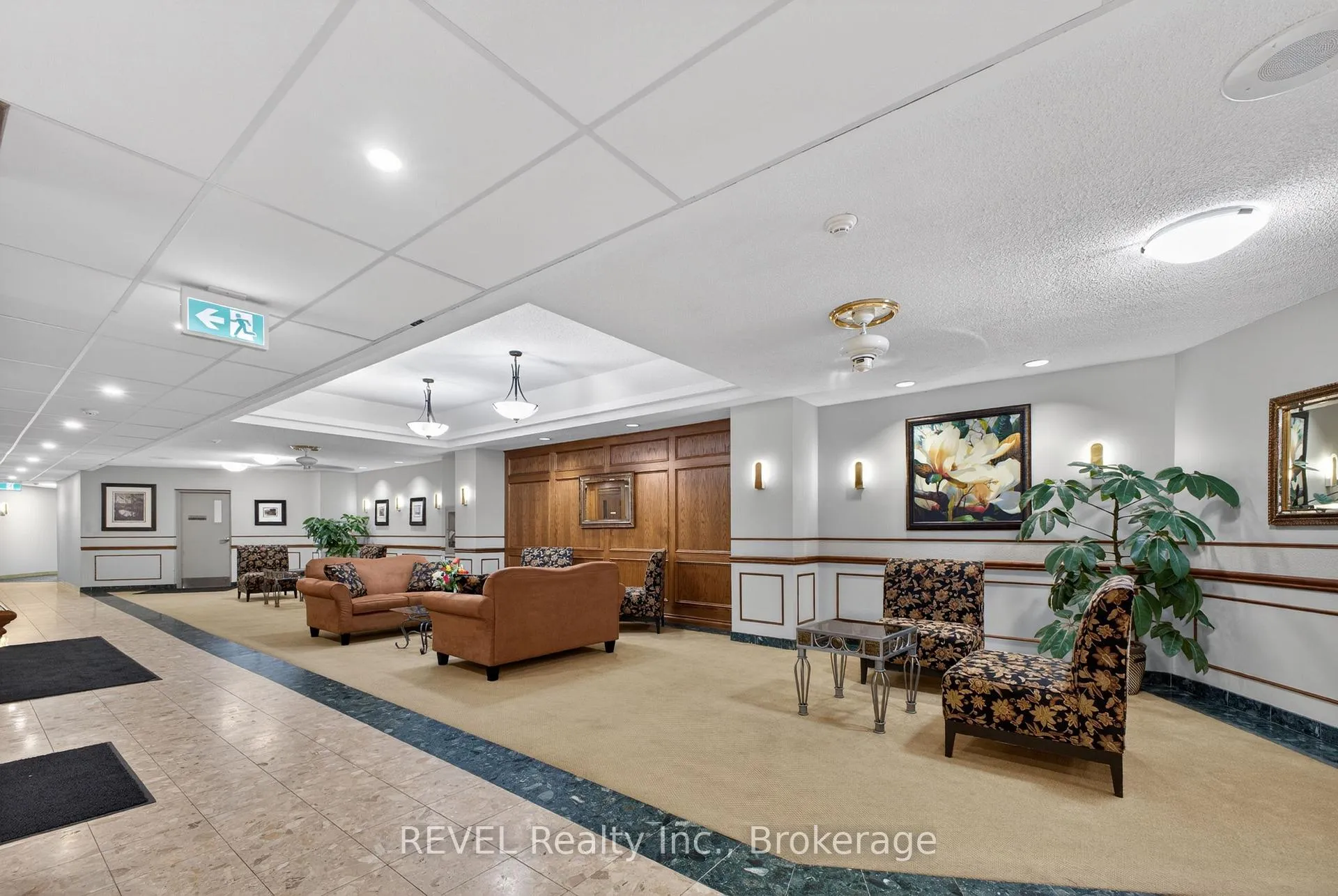 Photo 9 of Unit 207, 7 Gale Crescent, St. Catharines, E. Chester — HOMEH