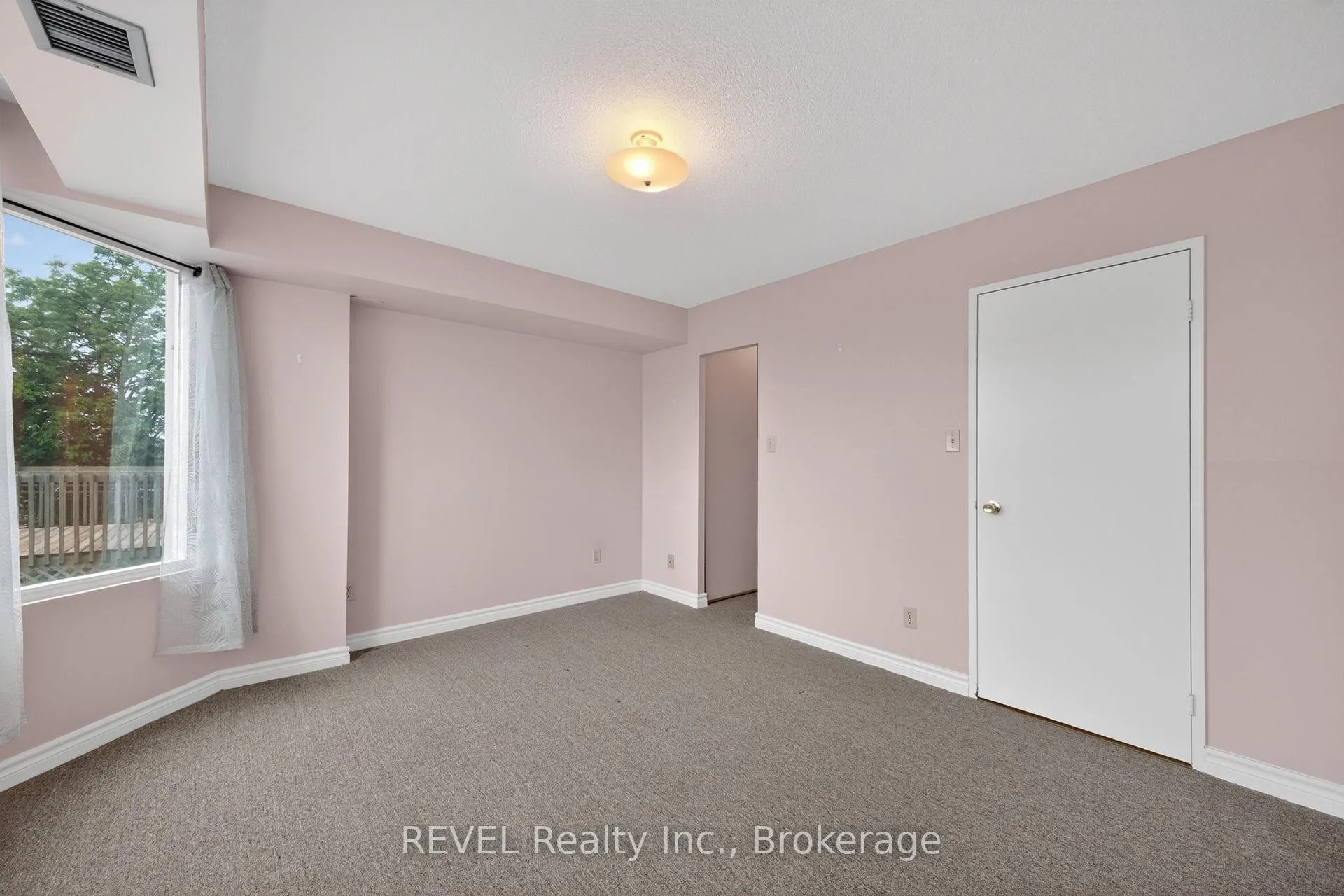 Photo 18 of Unit 207, 7 Gale Crescent, St. Catharines, E. Chester — HOMEH